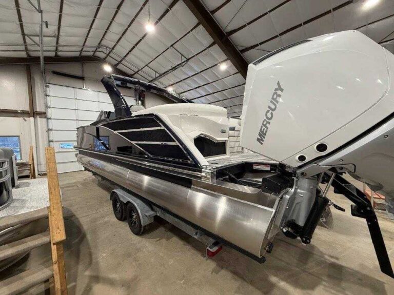 2026 Bennington 27RXFBWAT2 - Twin V8 - Joystick - NEW RX - NEW Windshield US-ETWS9280J526 [photo 7]